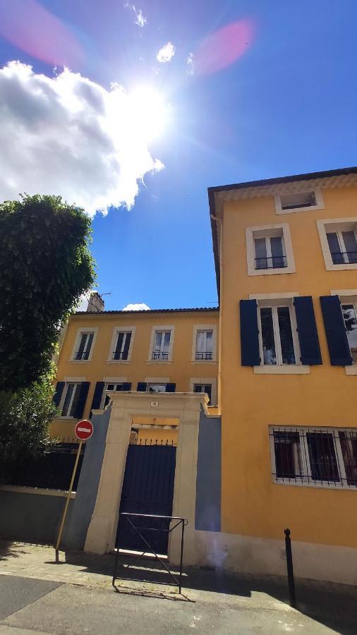 A Deux Pas Du Theatre Apartamento Orange  Exterior foto